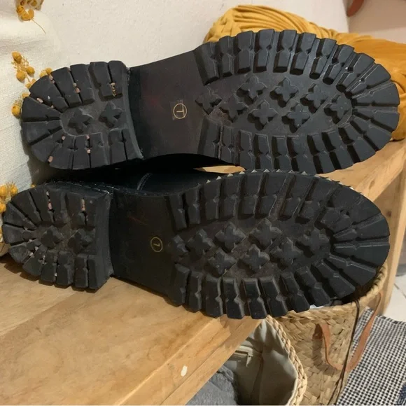 Steve Madden Galena black leather studded ankle boots - Picture 6 of 8